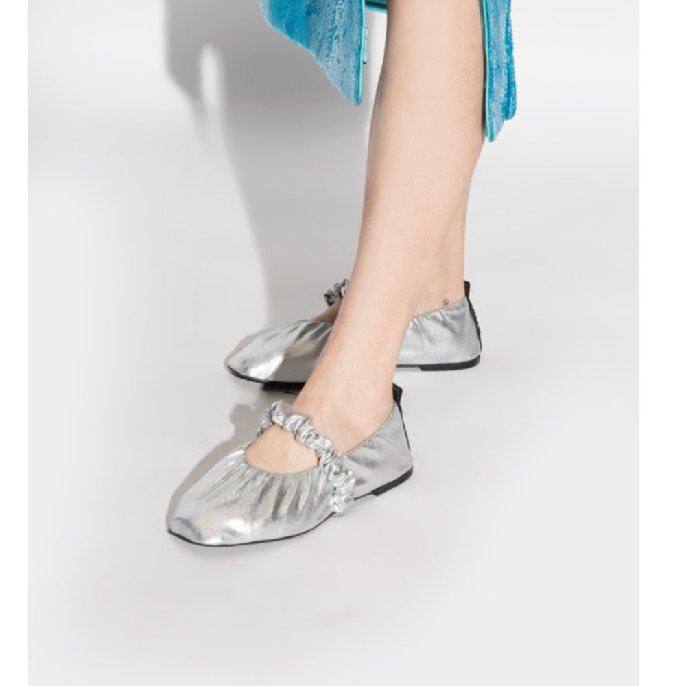 EUC- GANNI SOFT SQUARE TOE BALLERINA FLAT SILVER - size 38 US 8